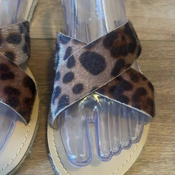 Anna women’s slide in Sandals leopard print pony hair cross cross flats new - Picture 2 of 6